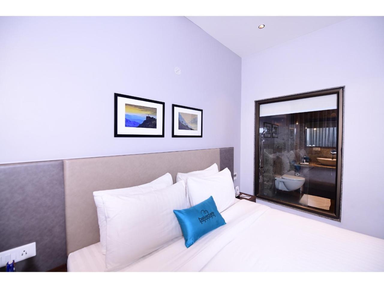 Belvedere Suites Greater Noida Exterior foto