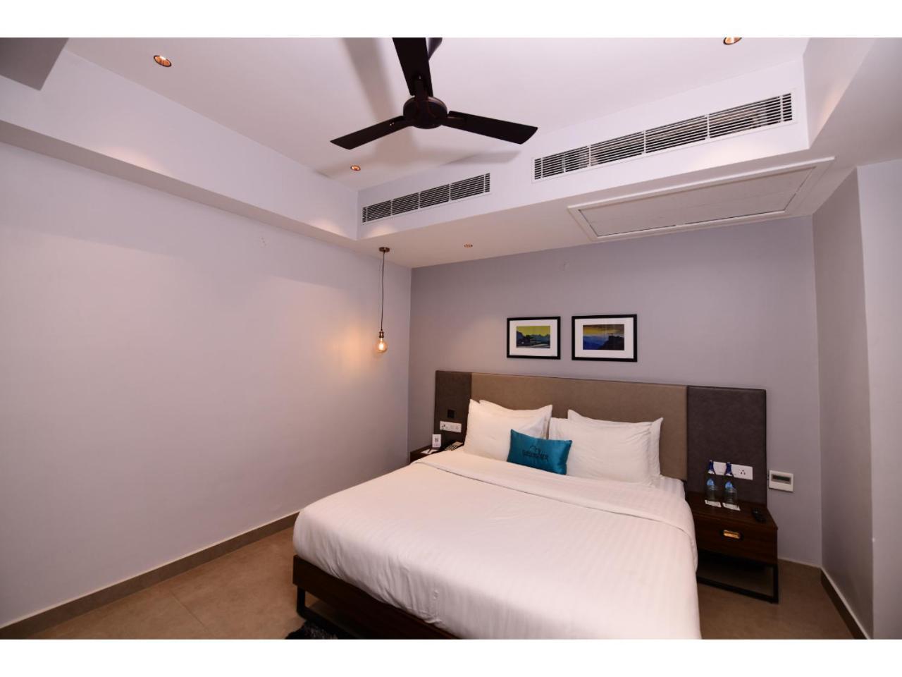 Belvedere Suites Greater Noida Exterior foto